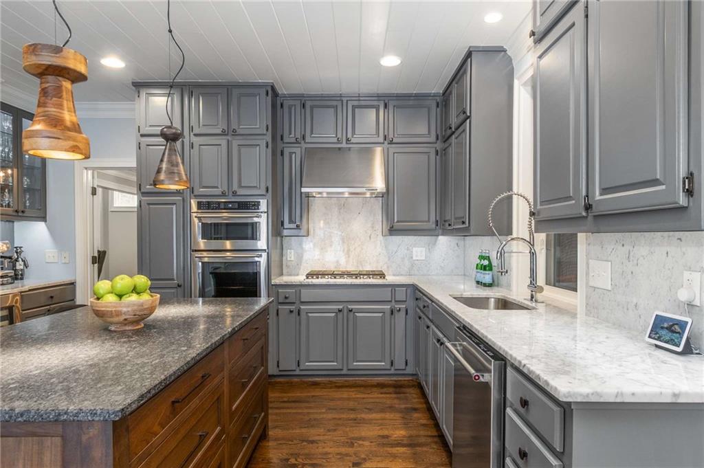 1451 Sheridan Walk NE