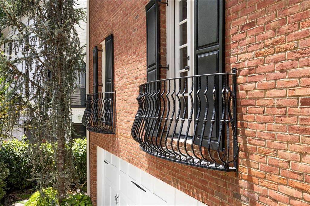 1451 Sheridan Walk NE