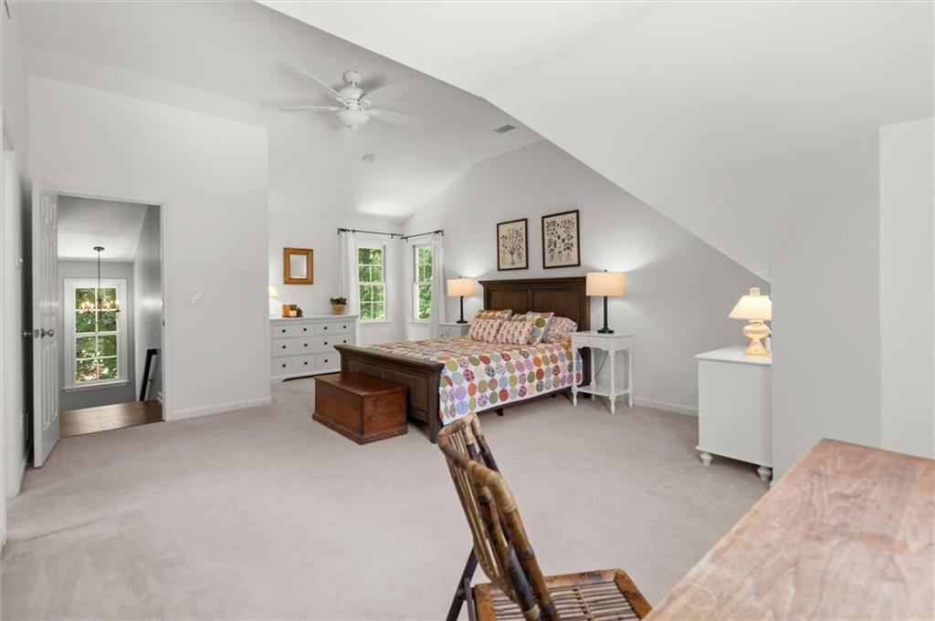 3302 Lantern Coach Lane NE