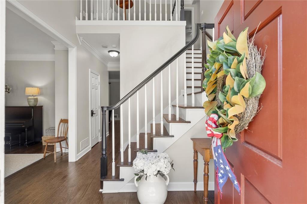 3302 Lantern Coach Lane NE