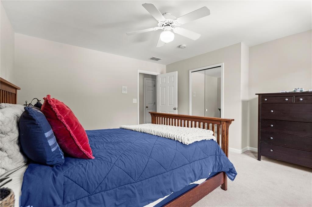 3302 Lantern Coach Lane NE