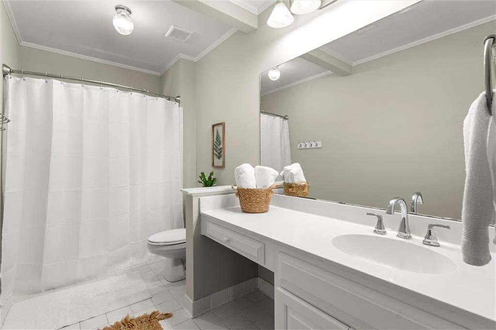 3302 Lantern Coach Lane NE