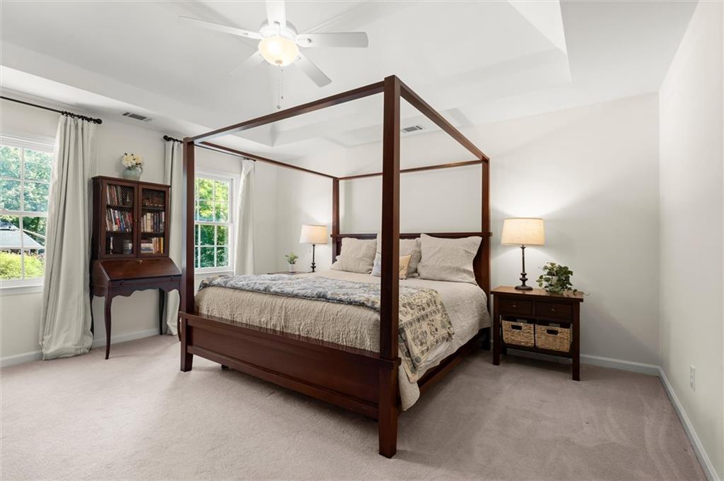 3302 Lantern Coach Lane NE