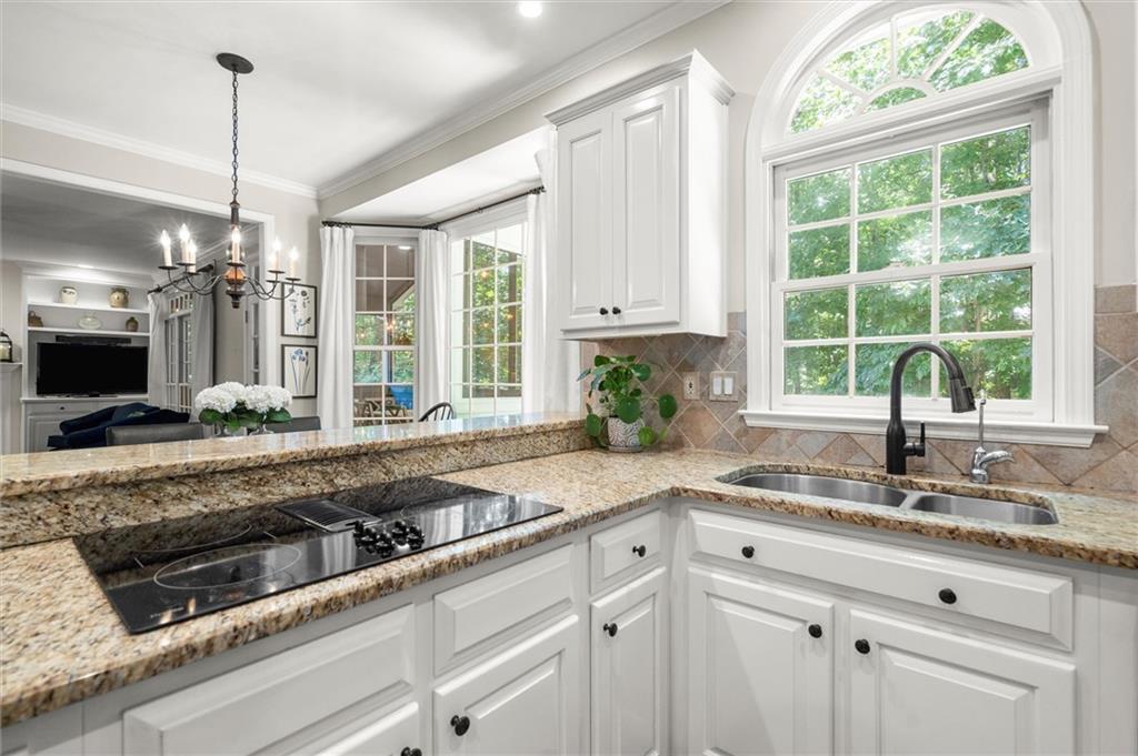 3302 Lantern Coach Lane NE