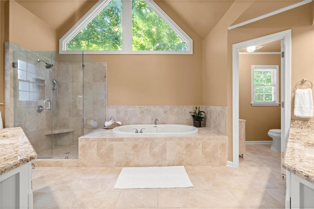 3302 Lantern Coach Lane NE