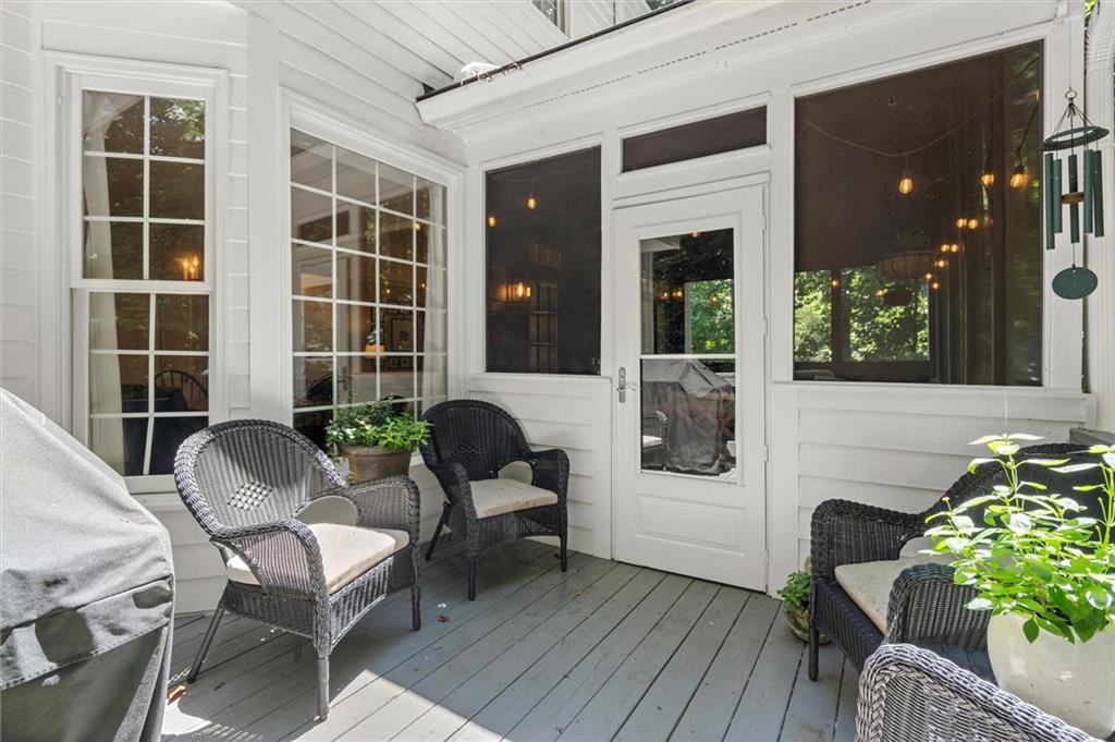 3302 Lantern Coach Lane NE