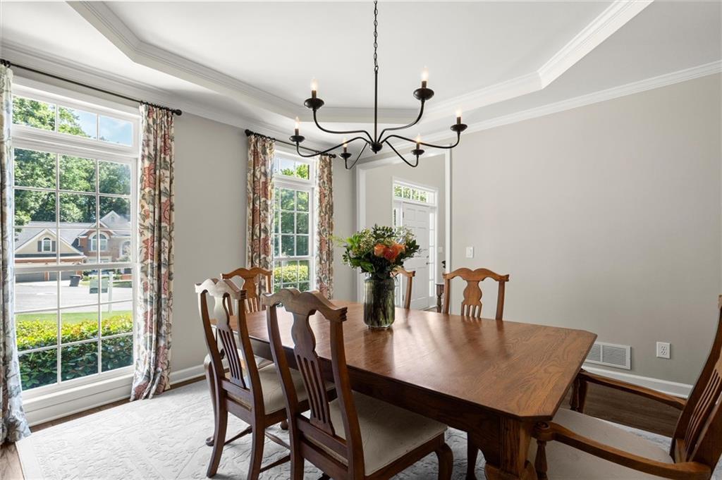 3302 Lantern Coach Lane NE