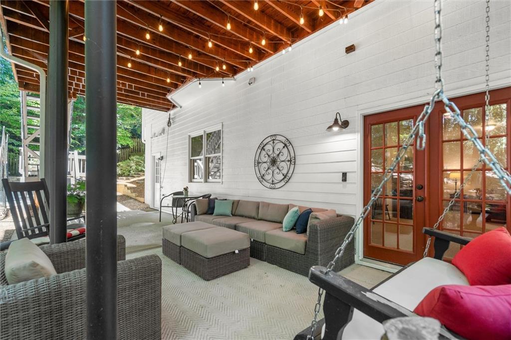 3302 Lantern Coach Lane NE