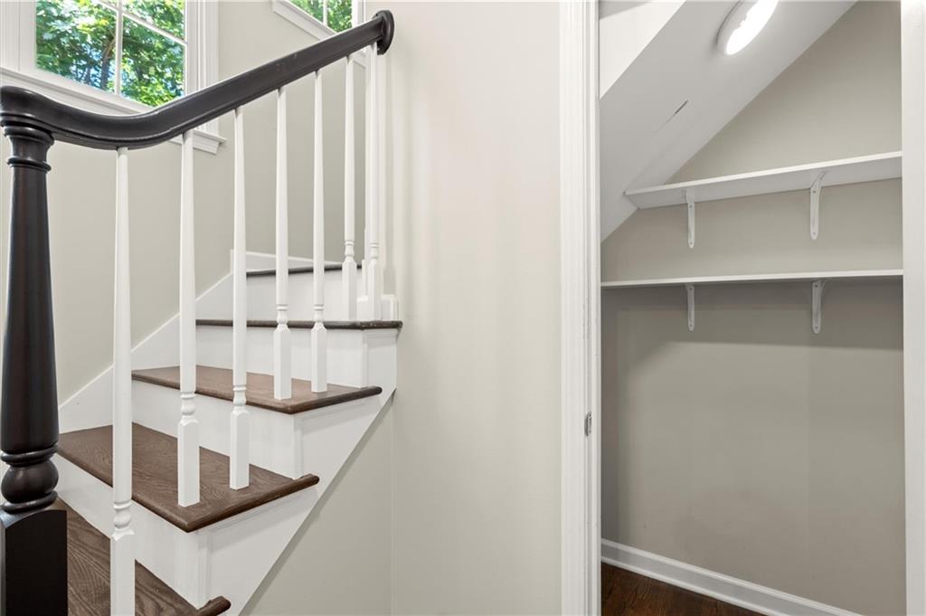 3302 Lantern Coach Lane NE