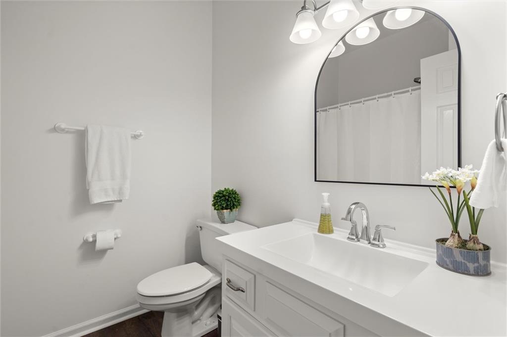 3302 Lantern Coach Lane NE