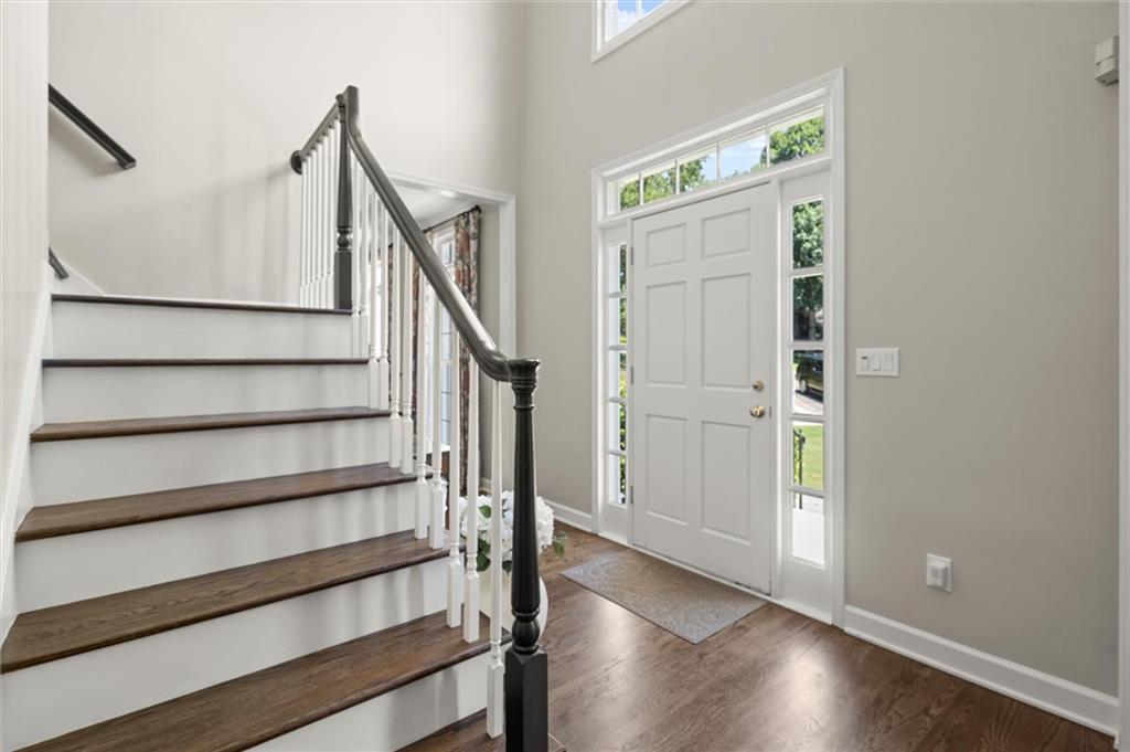 3302 Lantern Coach Lane NE