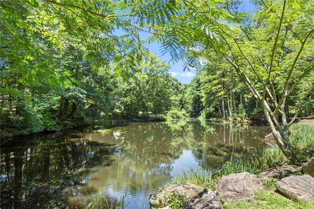 3302 Lantern Coach Lane NE