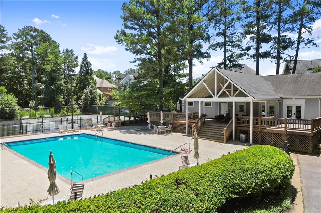 3302 Lantern Coach Lane NE