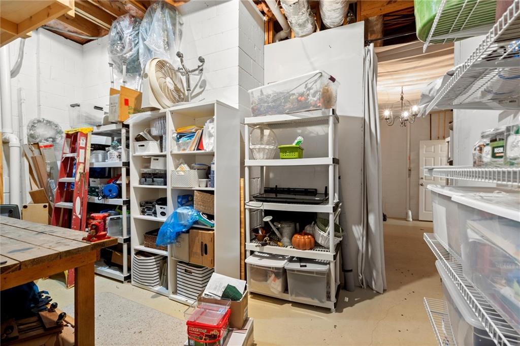 3302 Lantern Coach Lane NE