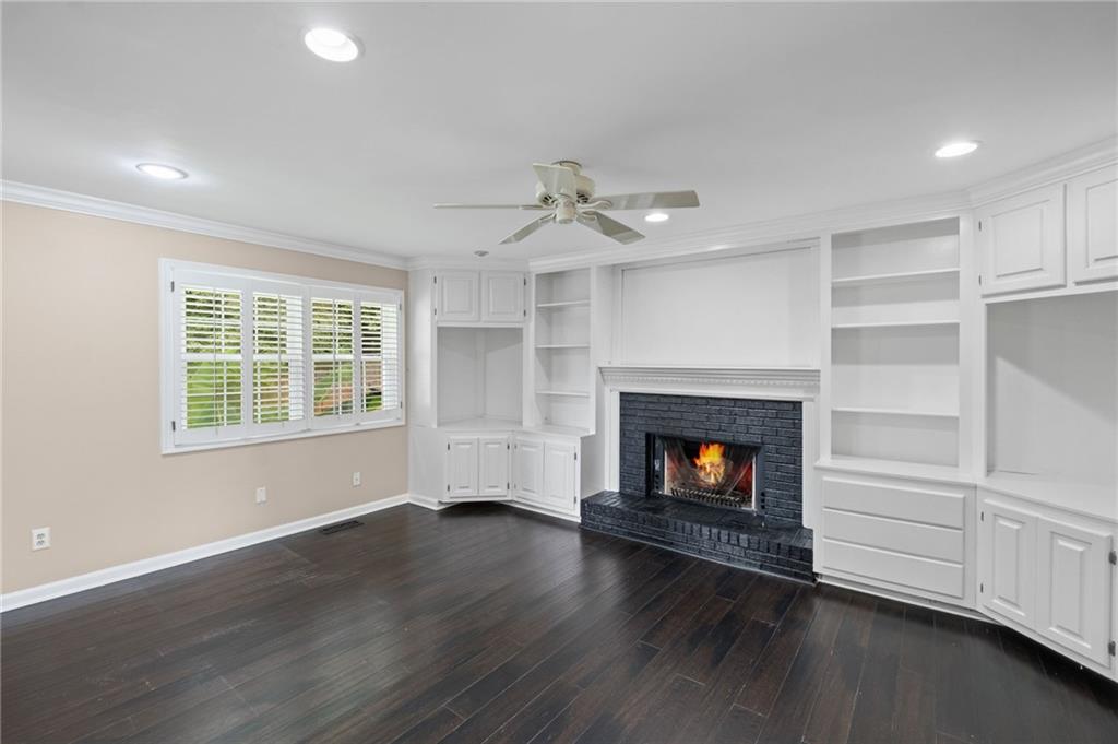 2680 Nicholas Court NE