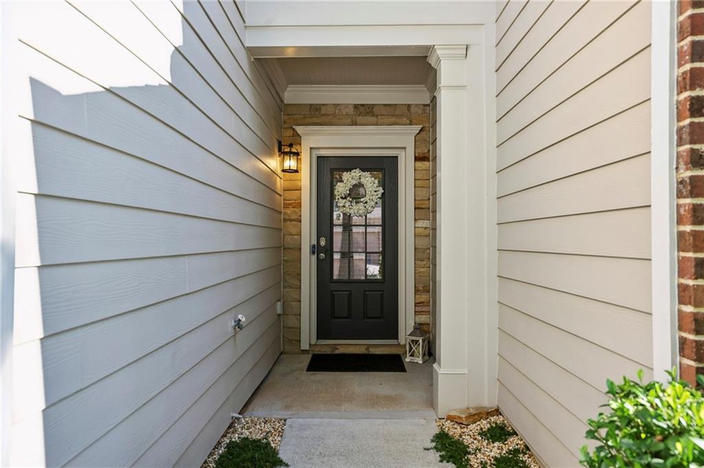 3121 Cross Creek Drive