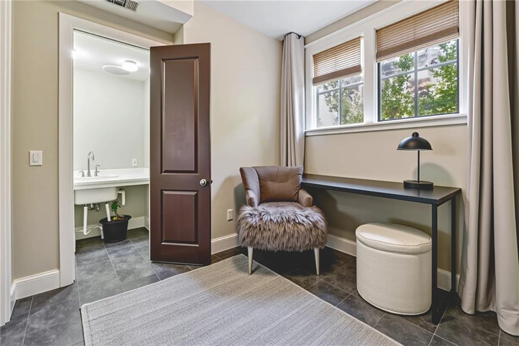 4659 Magnolia Commons