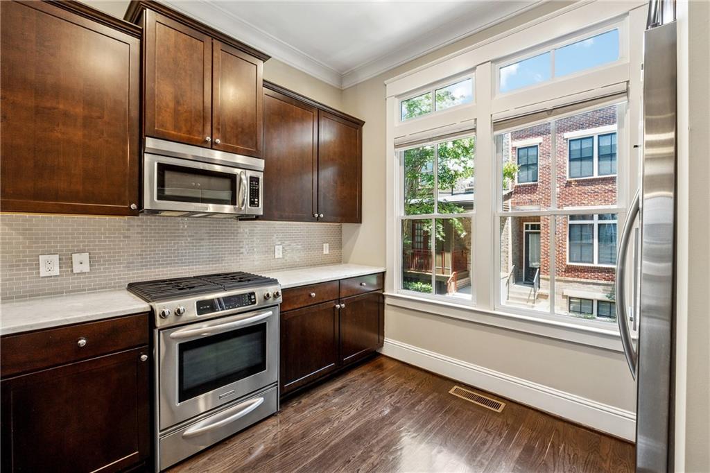 4659 Magnolia Commons