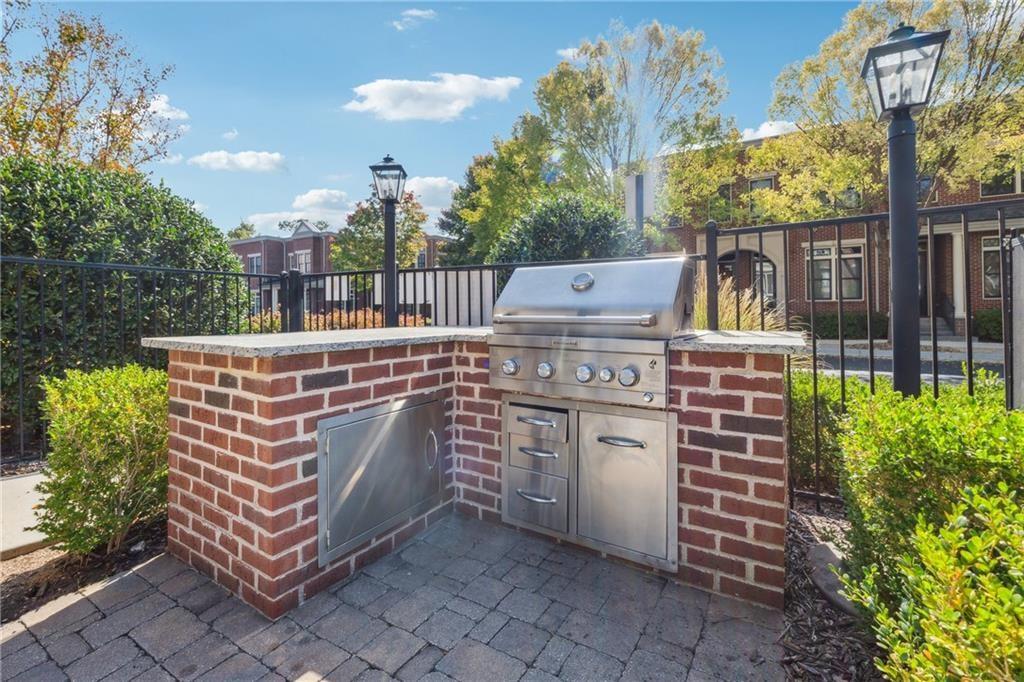 4659 Magnolia Commons