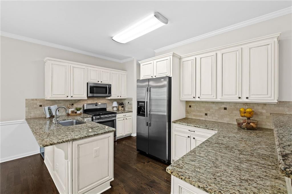 3983 Harmony Walk Way SE