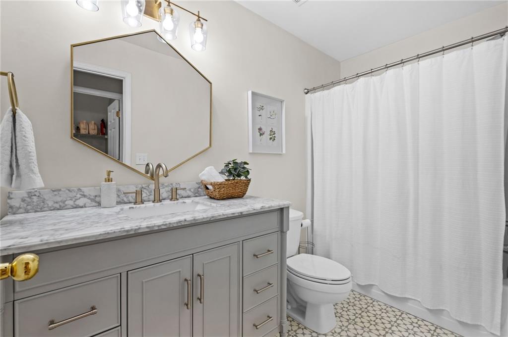 3983 Harmony Walk Way SE