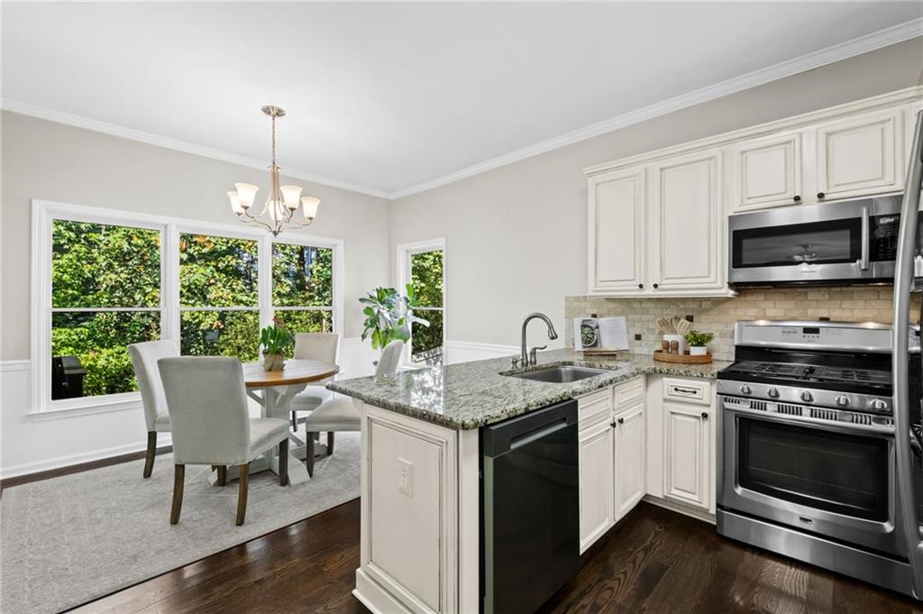 3983 Harmony Walk Way SE