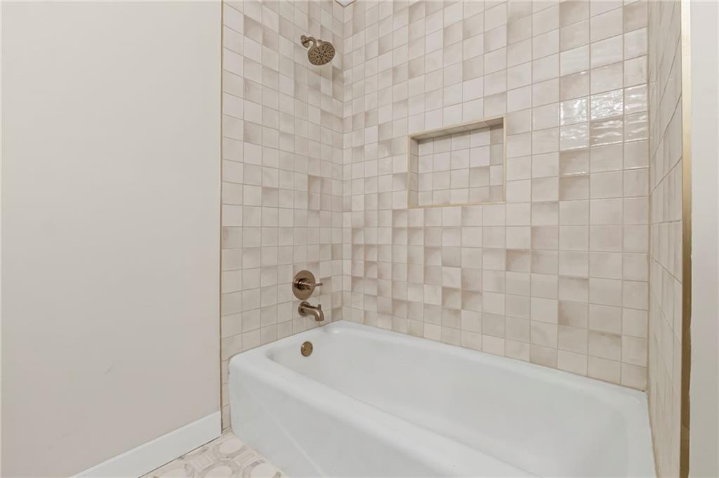 2892 Holly Springs Road NE