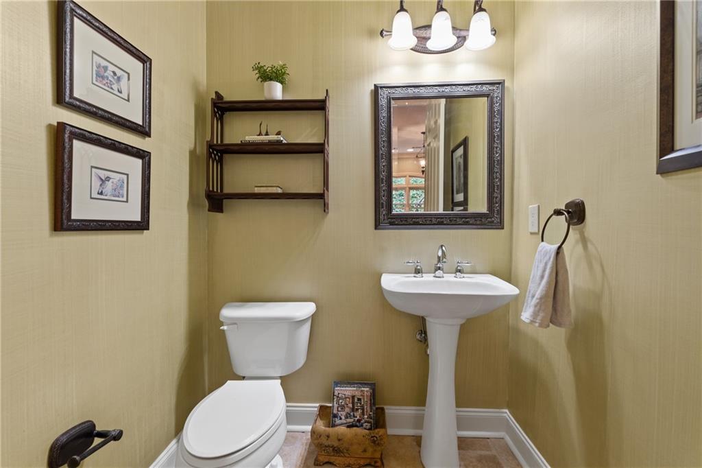 2997 Gateland Square