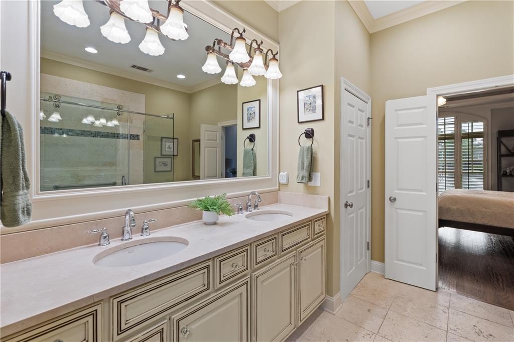 2997 Gateland Square