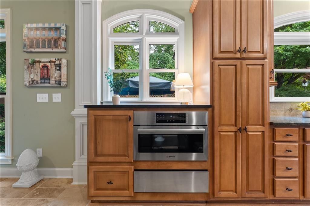 2997 Gateland Square