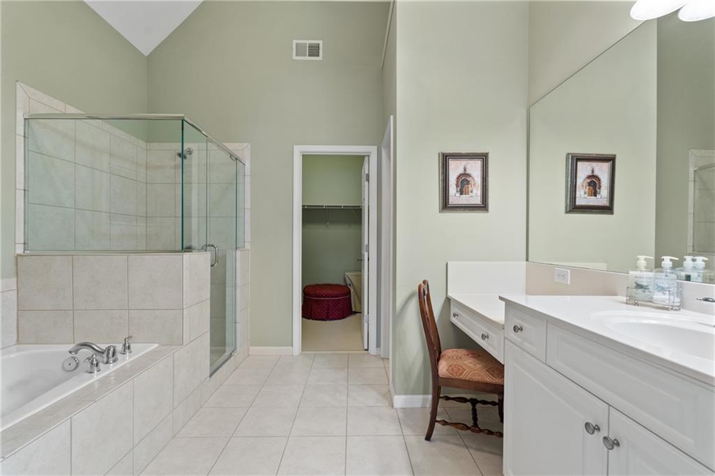 2997 Gateland Square