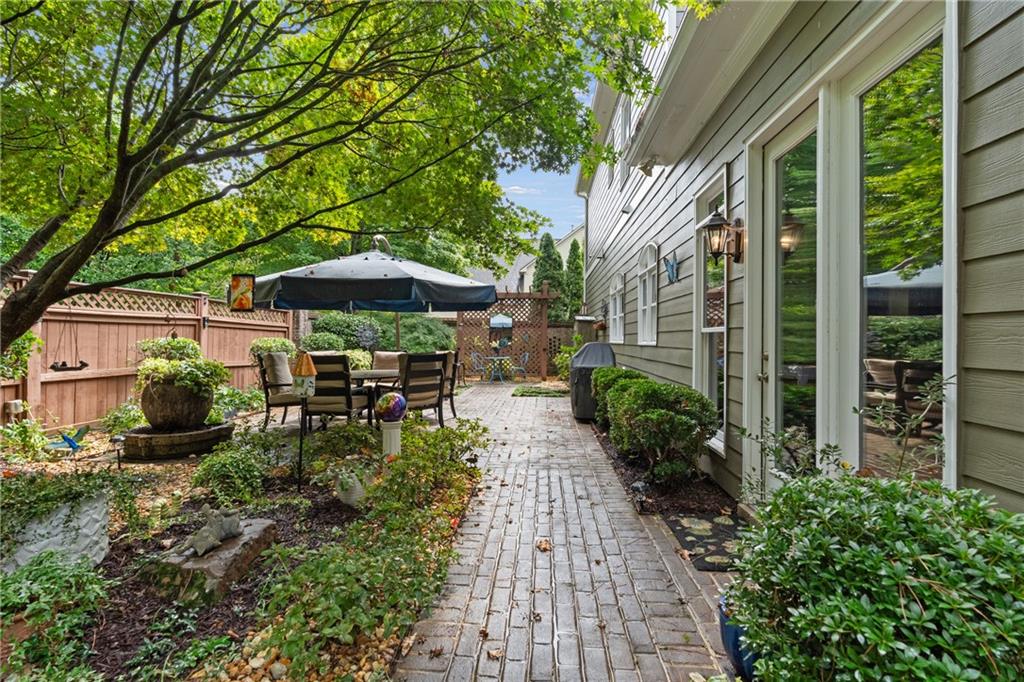 2997 Gateland Square