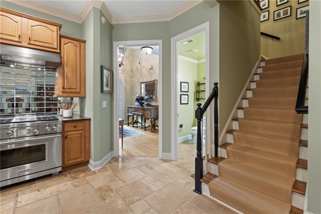 2997 Gateland Square