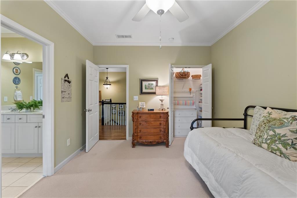 2997 Gateland Square