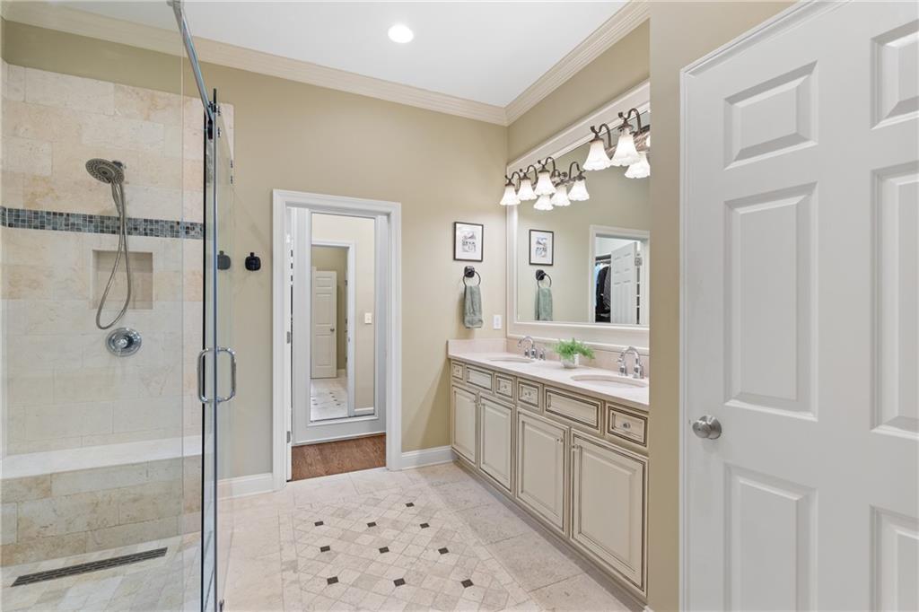 2997 Gateland Square