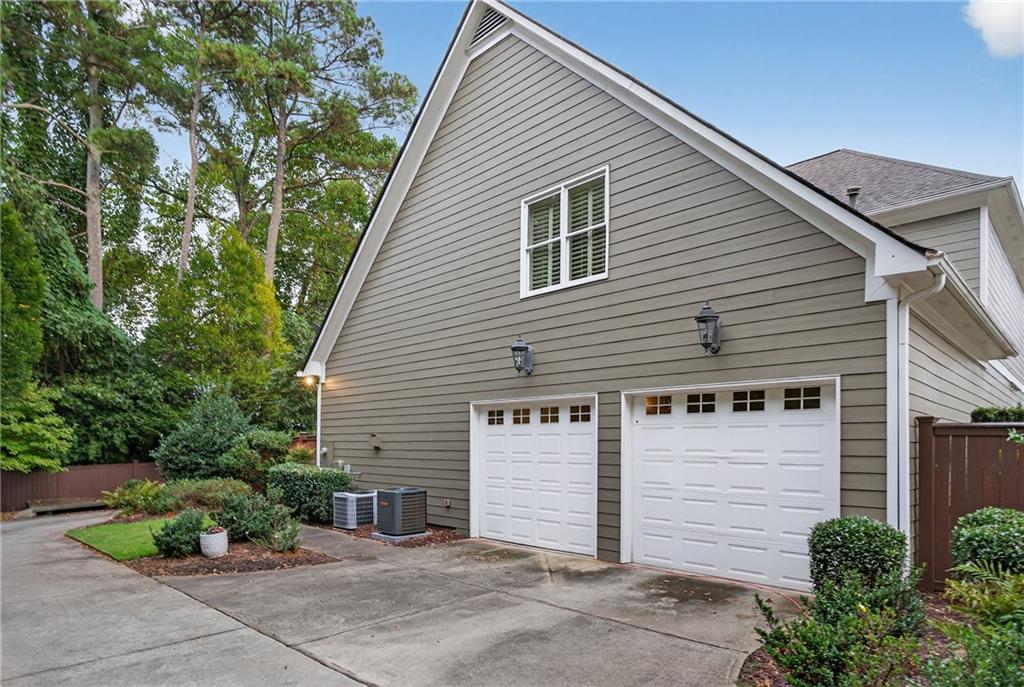 2997 Gateland Square