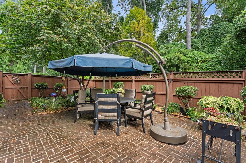 2997 Gateland Square