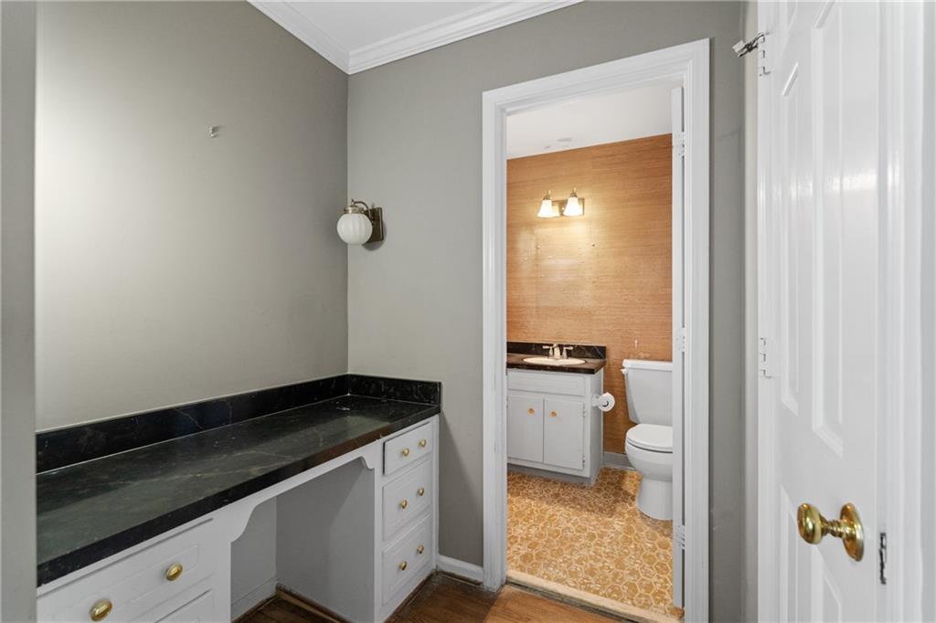 4259 Blackland Drive