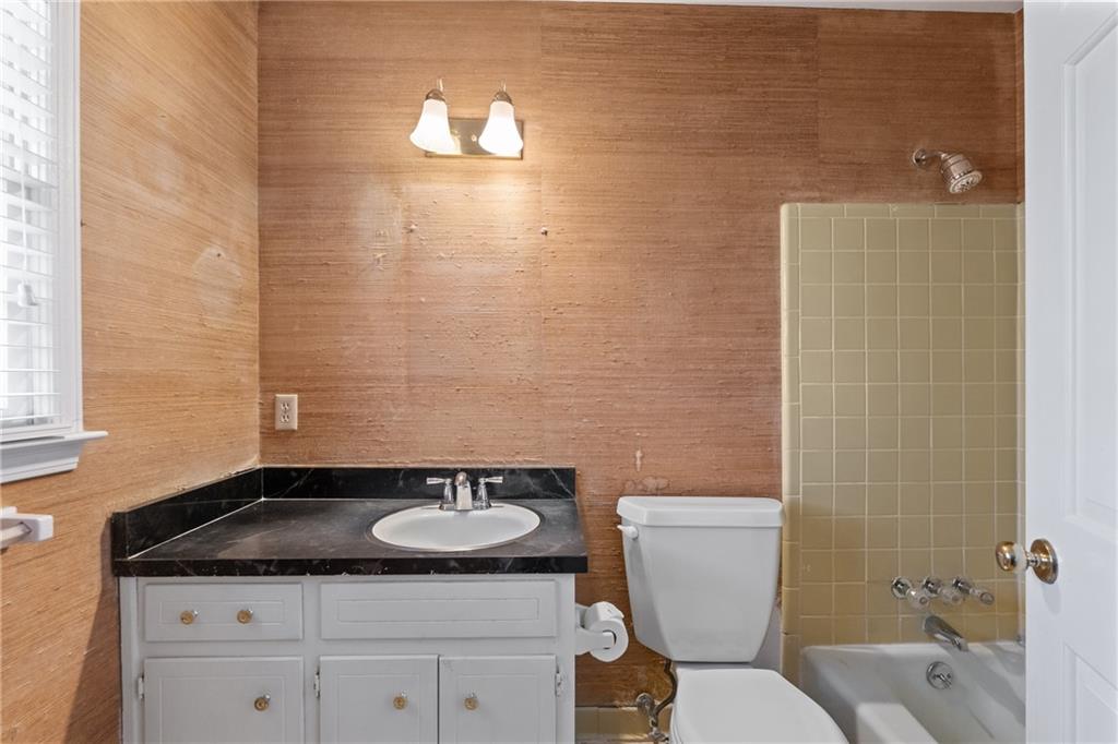 4259 Blackland Drive