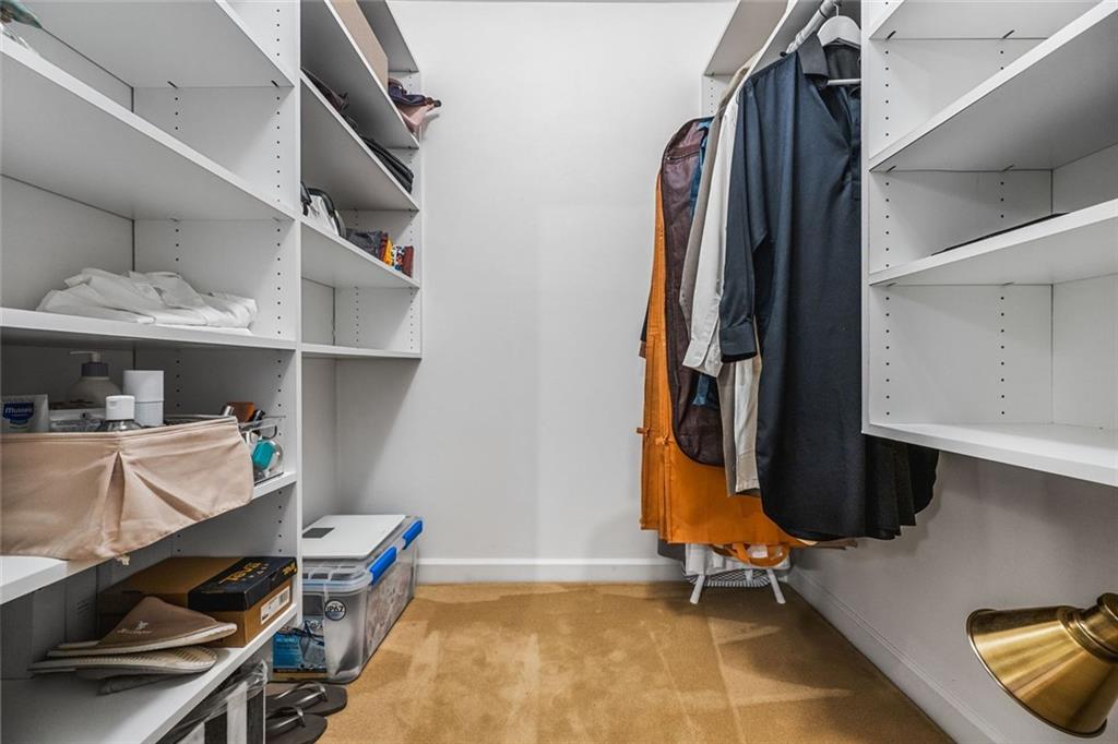 861 Chestnut Lake Drive NE