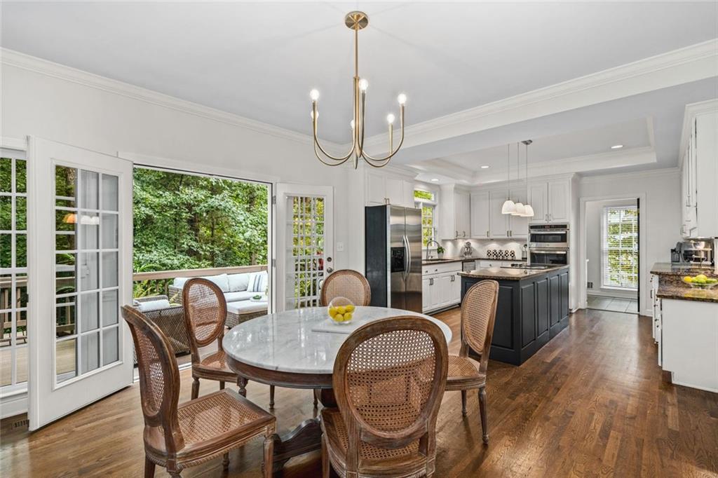 861 Chestnut Lake Drive NE