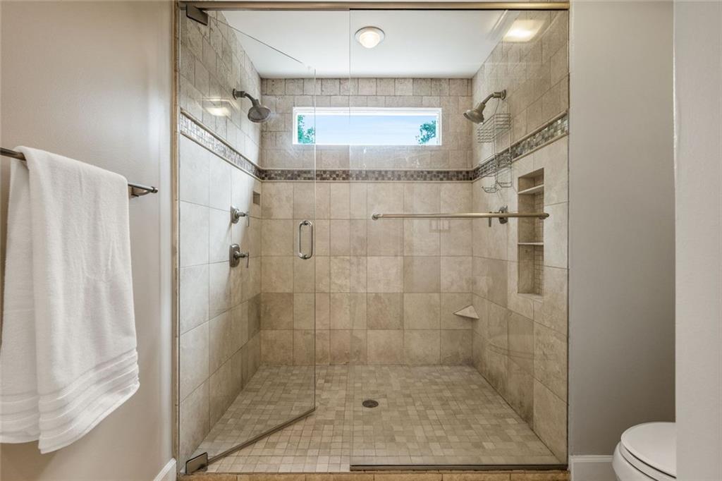 861 Chestnut Lake Drive NE