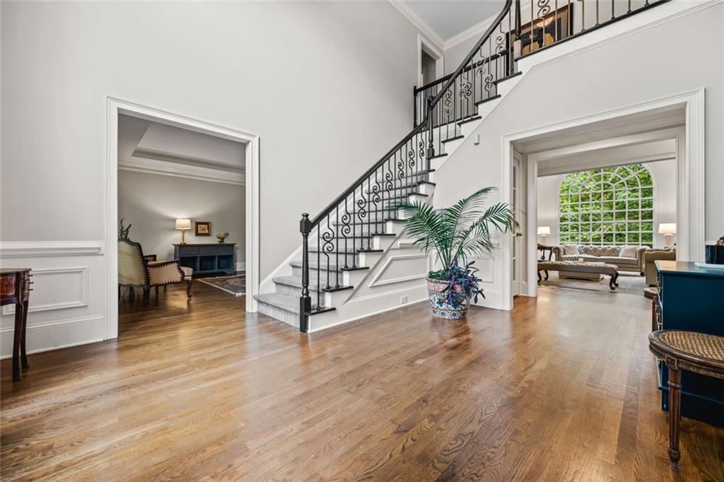 861 Chestnut Lake Drive NE