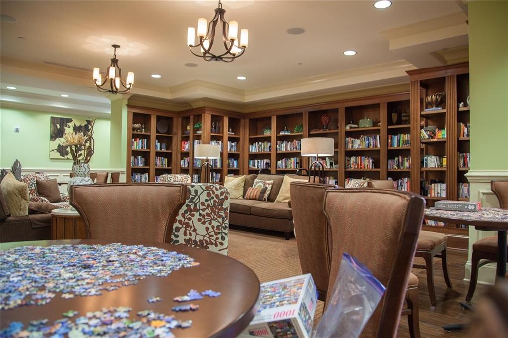 3880 Sweet Magnolia Drive SW