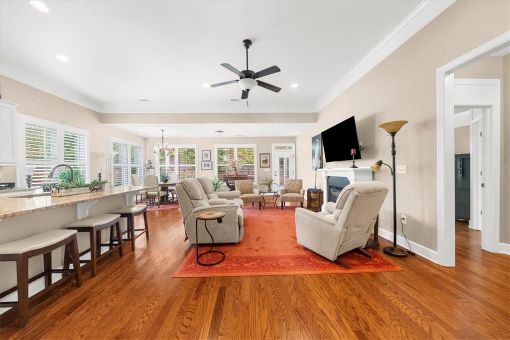 3880 Sweet Magnolia Drive SW