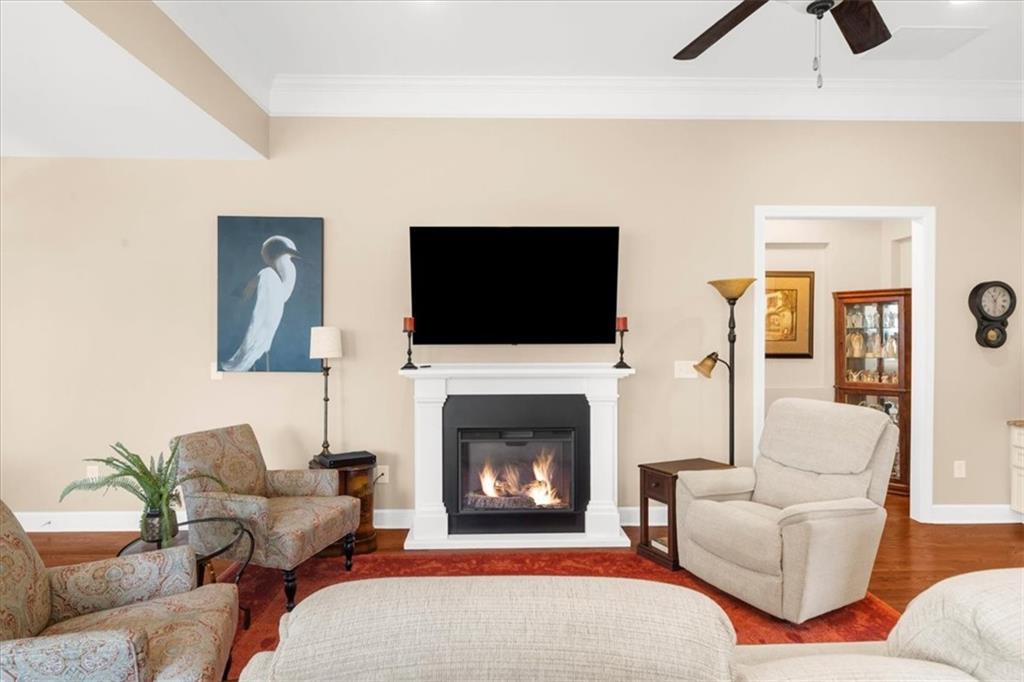 3880 Sweet Magnolia Drive SW