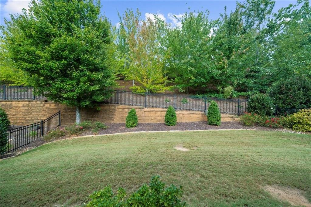 3880 Sweet Magnolia Drive SW