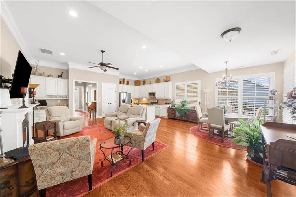 3880 Sweet Magnolia Drive SW