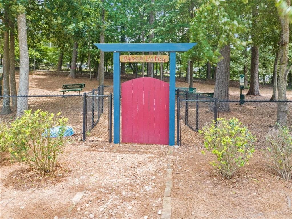 3880 Sweet Magnolia Drive SW