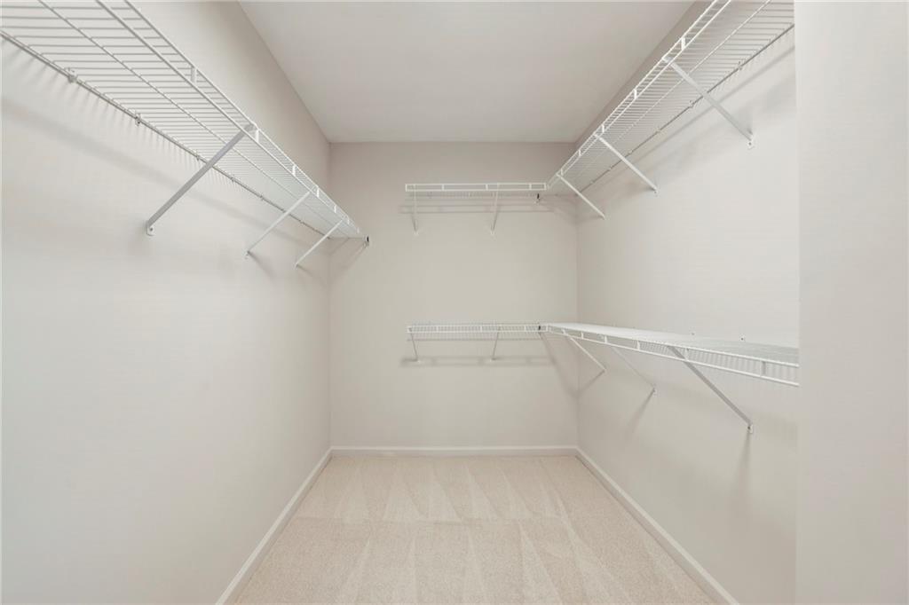 5530 Preserve Circle